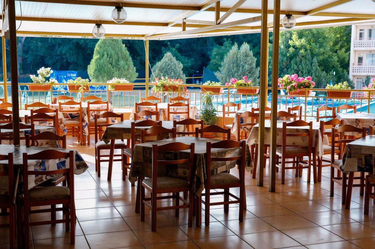 קיטן Hotel Green Park מראה חיצוני תמונה
