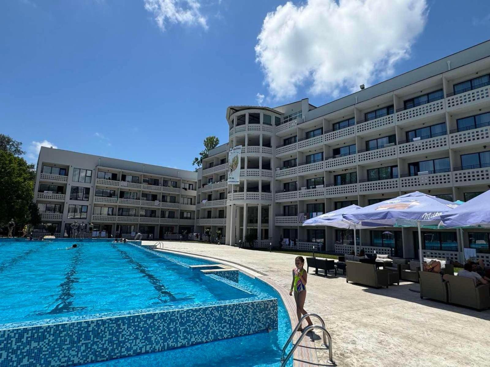 קיטן Hotel Green Park מראה חיצוני תמונה
