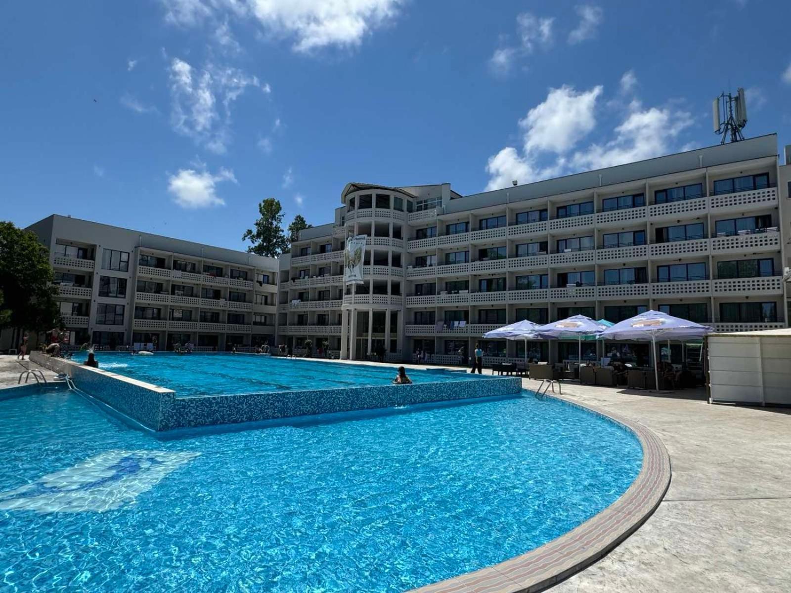 קיטן Hotel Green Park מראה חיצוני תמונה